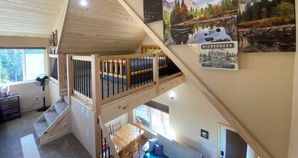 Alaskan cabin retreat
Close to the beach and world famous kenai river
