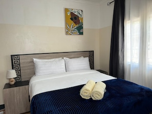 Family House, 2 Bedrooms, Courtyard View | 3 bedrooms, individually decorated, individually furnished