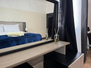 家庭單棟房屋, 2 間臥室, 庭園景 | 3 間睡房、獨特設計、獨特裝修、遮光窗簾/窗簾