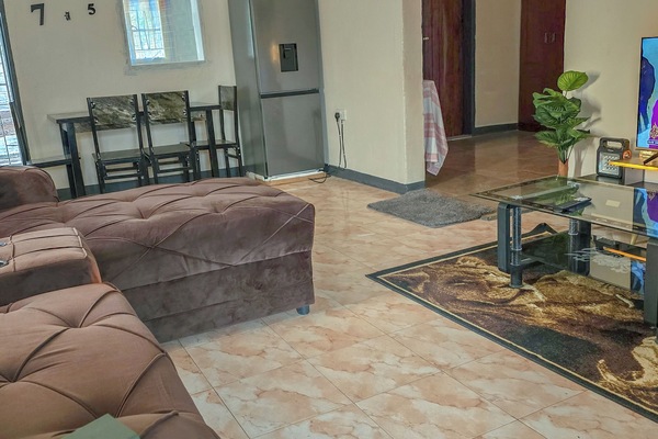 Family House, 2 Bedrooms, Courtyard View | Living area