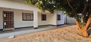 Maison Familiale, 2 chambres, vue cour intérieure | Terrasse/Patio