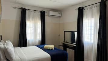 Family House, 2 Bedrooms, Courtyard View | 3 bedrooms, individually decorated, individually furnished