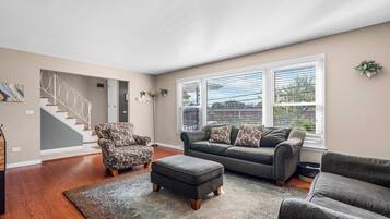 Smart TV, fireplace, offices