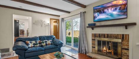 Smart TV, fireplace, offices