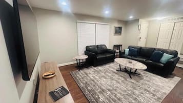 TV, fireplace, offices