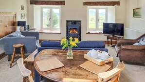 Living area - 1 bedroom accommodation in Betws Y Coed (Betws Y Coed)