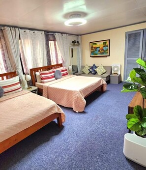 3 bedrooms, iron/ironing board, bed sheets, wheelchair access