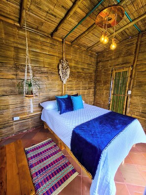 2 عدّة غرف نوم وواي فاي وملاءات أسرّة