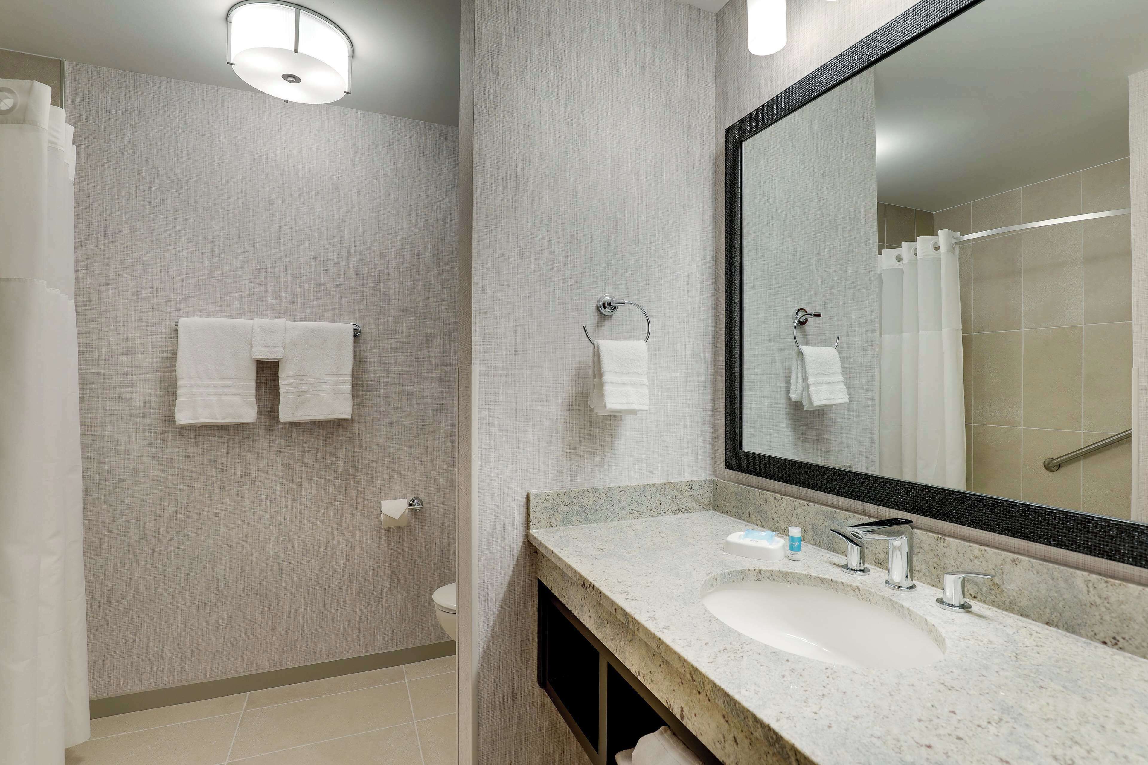 Photo - Drury Plaza Hotel Savannah Pooler