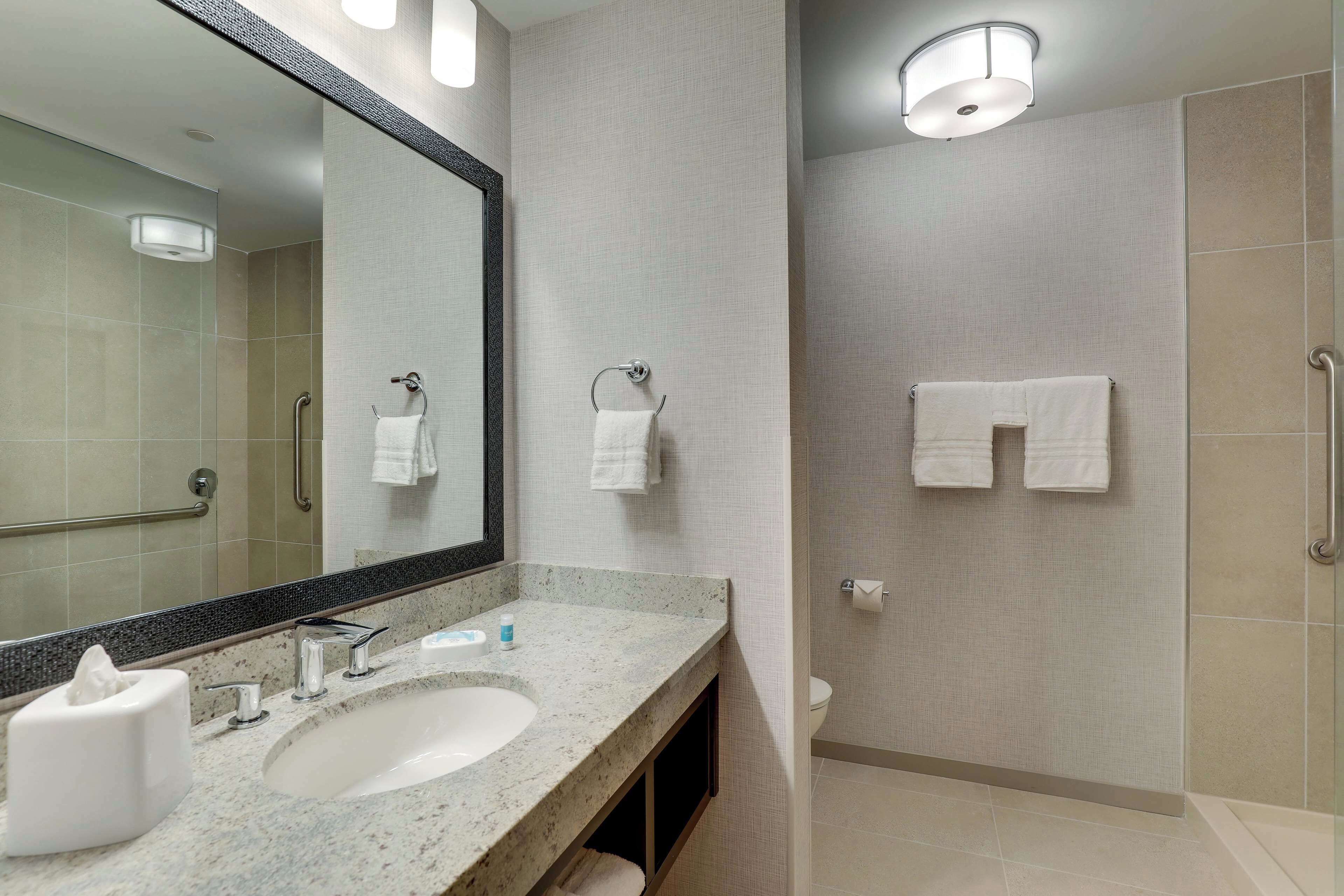 Photo - Drury Plaza Hotel Savannah Pooler