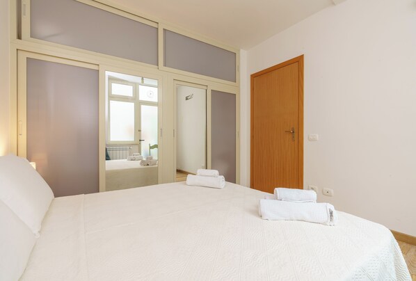 Strykejern/-brett, wi-fi og sengetøy