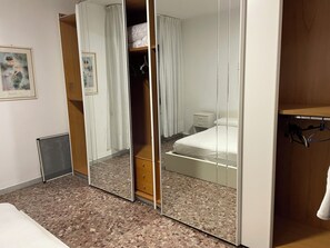 3 bedrooms, iron/ironing board, WiFi - Apartment in quiet residential area overlooking the salt marsh (Margherita di Savoia)