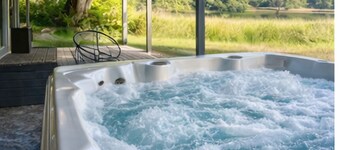 Entire Home on Delaware River! Hot Tub & Game Room!