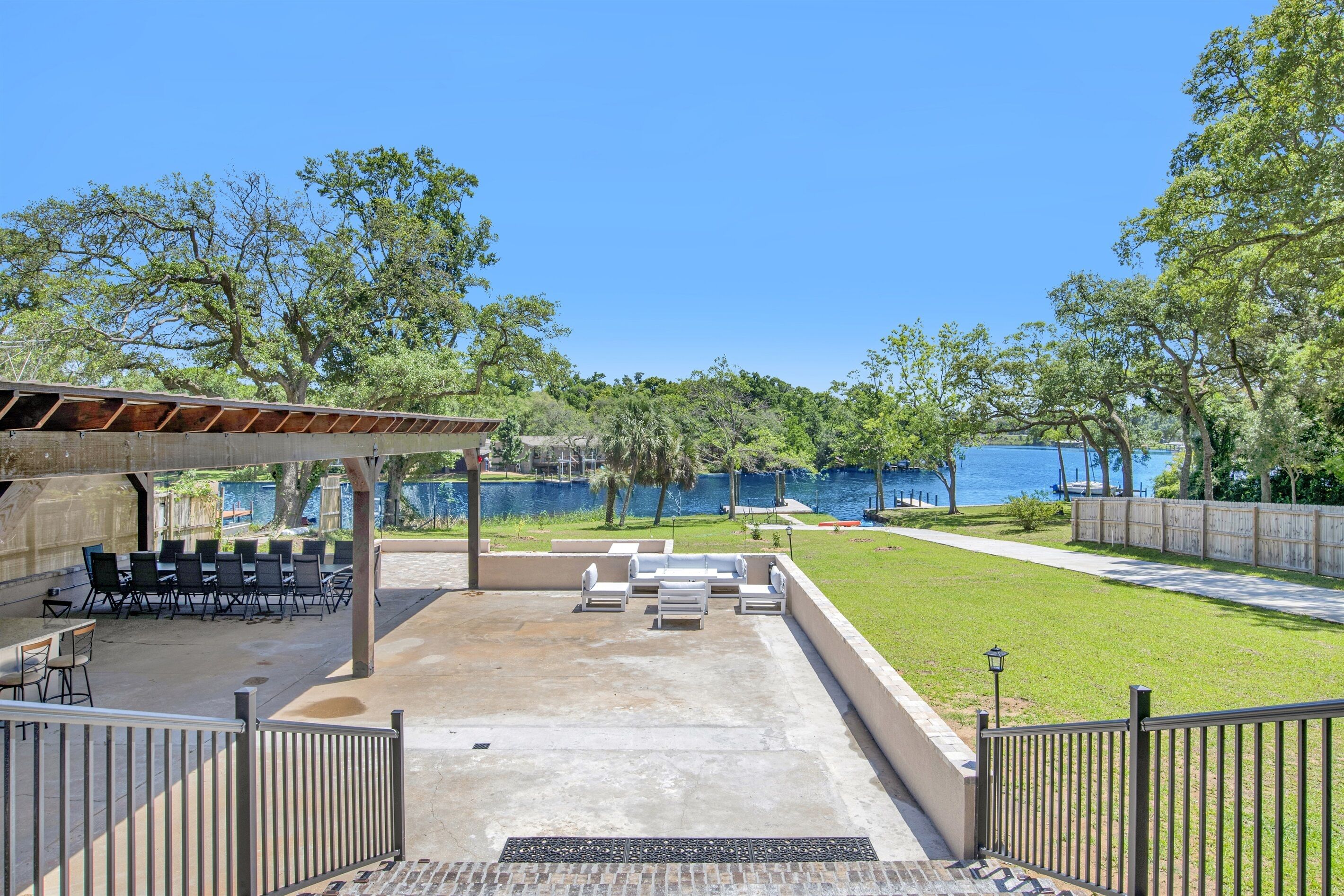 Brand New! Luxury home on the water!