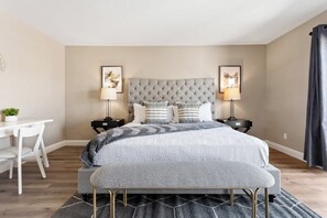 Bügeleisen/Bügelbrett, Reisekinderbett, WLAN, Bettwäsche