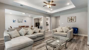 Smart TV, video library