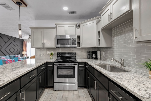 Chefs kitchen with all the necessities.
