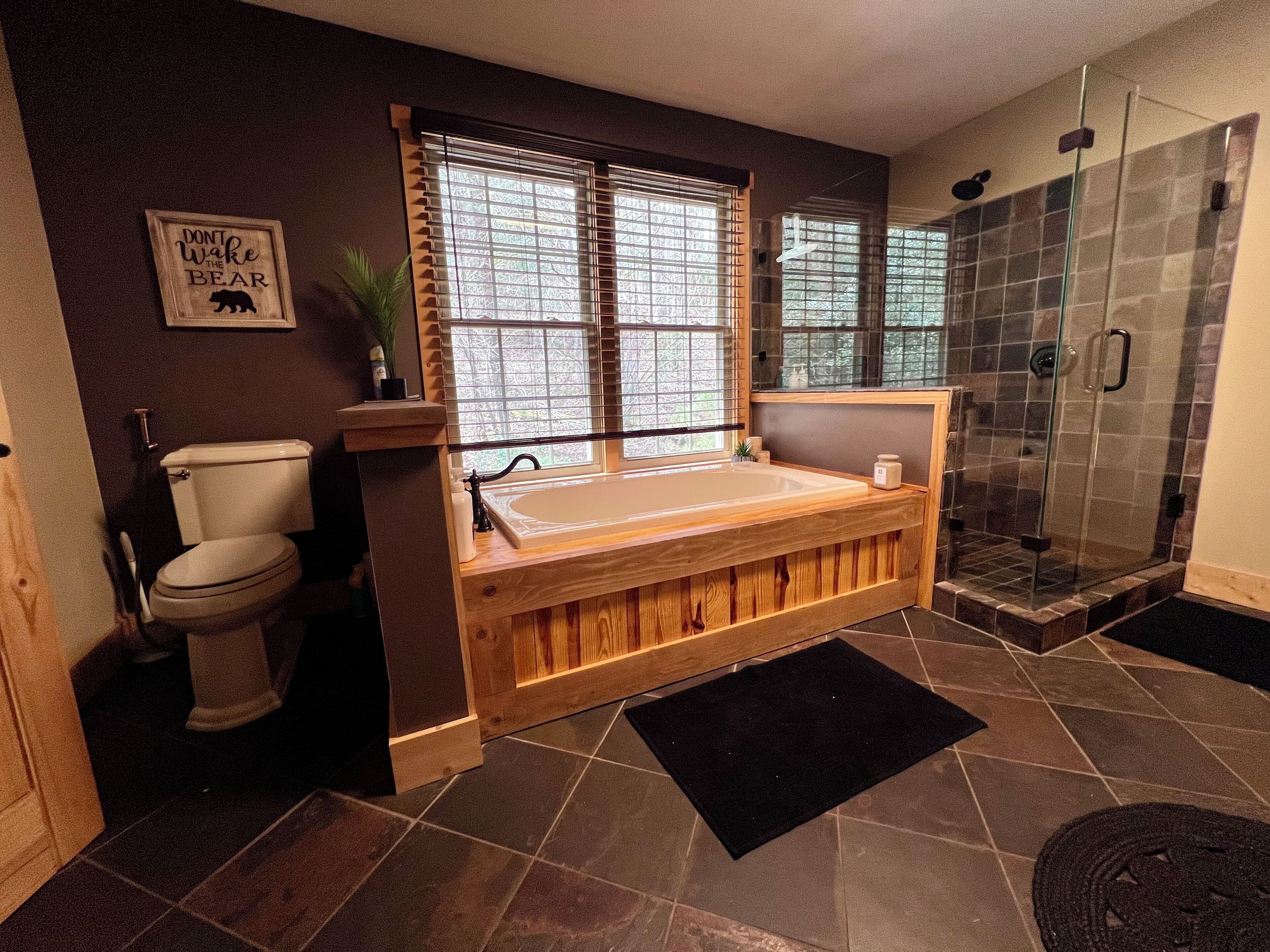 Shower, jetted tub, hair dryer, bidet