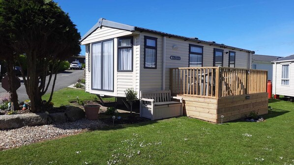Exterior - Cosy 2 Bedroom static on a Caravan Holiday Park in the heart of Cornwall (Four Lanes)