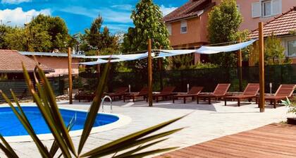 Villa Rubcic - Studio Apartment with Terrace and Poold View