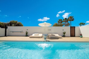 Una piscina riscaldata