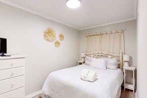 1 soverom, internettilgang og sengetøy