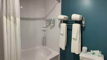 Superior Room | Bathroom