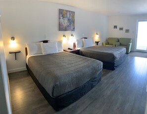 Superior Room | Soundproofing, iron/ironing board, free WiFi, bed sheets