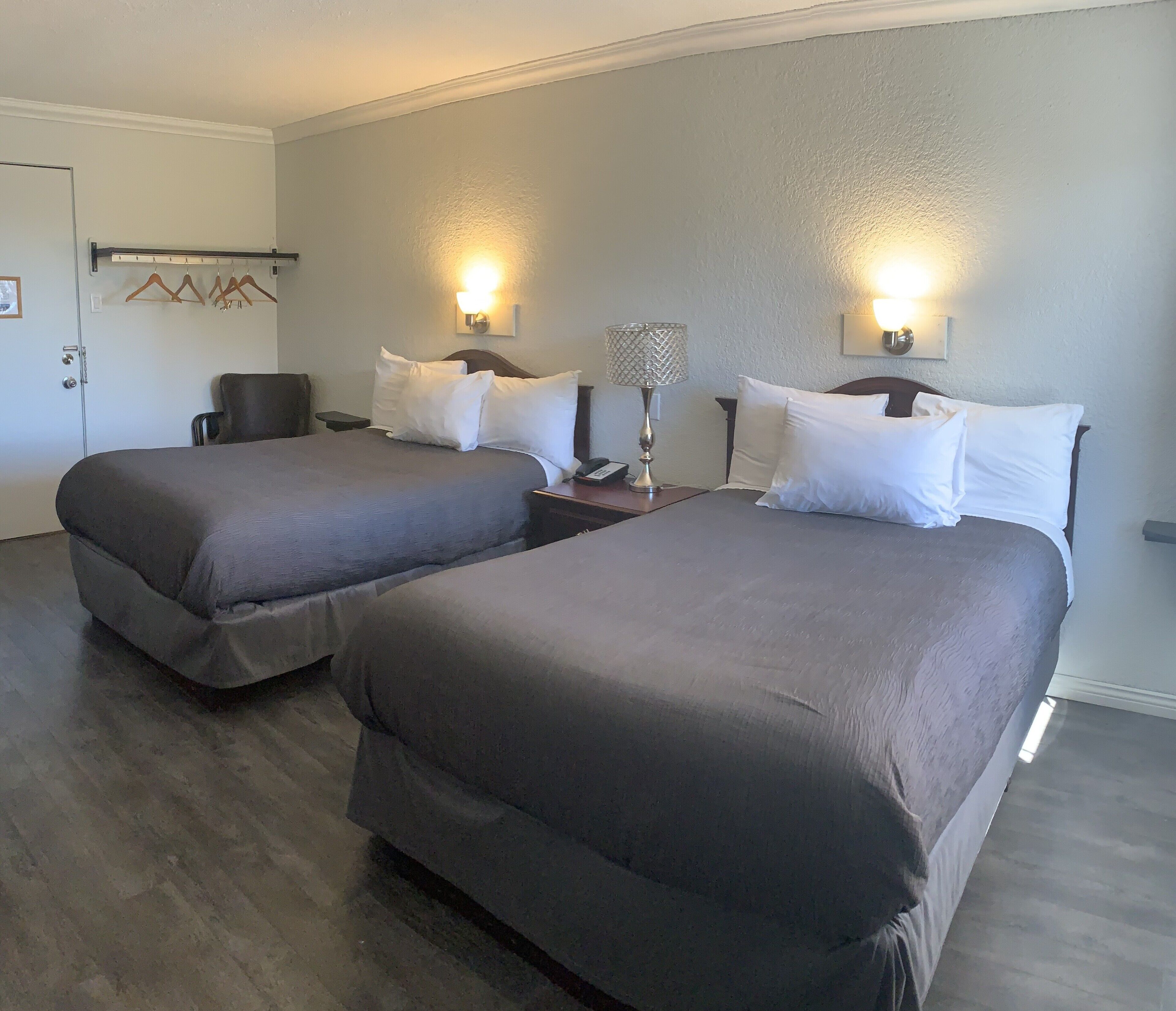 Classic Double Room | Soundproofing, iron/ironing board, free WiFi, bed sheets