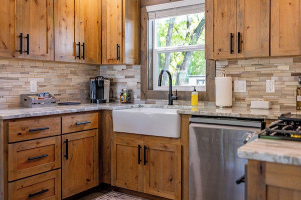 Frigorífic, microones, forn i placa de cuina