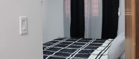 2 soverom, strykejern/-brett, wi-fi og sengetøy