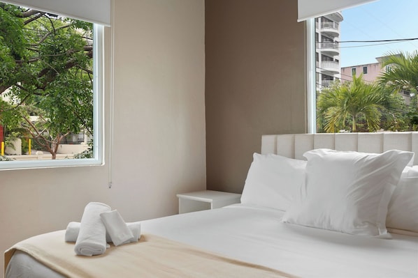 4 slaapkamers, een bureau, een strijkplank/strijkijzer, gratis wifi