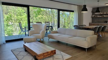 Presidential Apartment, 4 Bedrooms | Living area