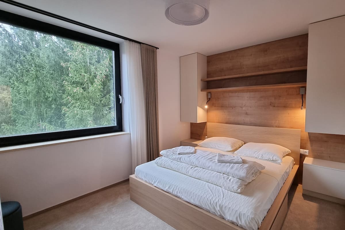 Apartment, 1 Bedroom | 1 bedroom, free WiFi