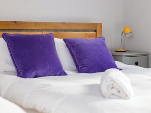 3 chambres, accĂšs au Wi-Fi (inclus), literie fournie