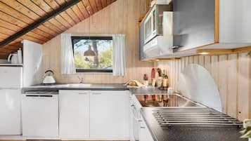 Refrigerador, horno, parrilla de estufa y lavavajillas