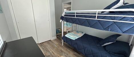 3 habitaciones, wifi y ropa de cama