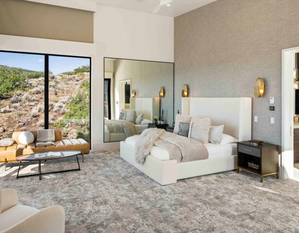 5 bedrooms, WiFi, bed sheets