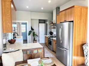 Fridge, microwave, oven, stovetop - Coastal Charm with Hot Tub (Samoa)