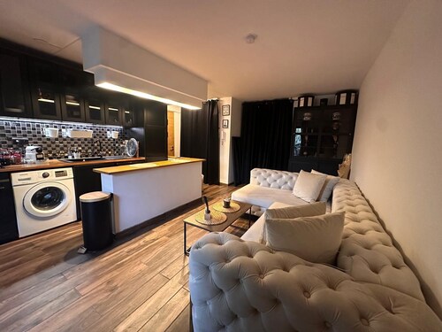 Jardins des Plantes, Parking Sécurisé et Terrasse. Quartier Privilégié !