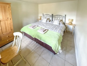 3 chambres, Wi-Fi gratuit, draps fournis