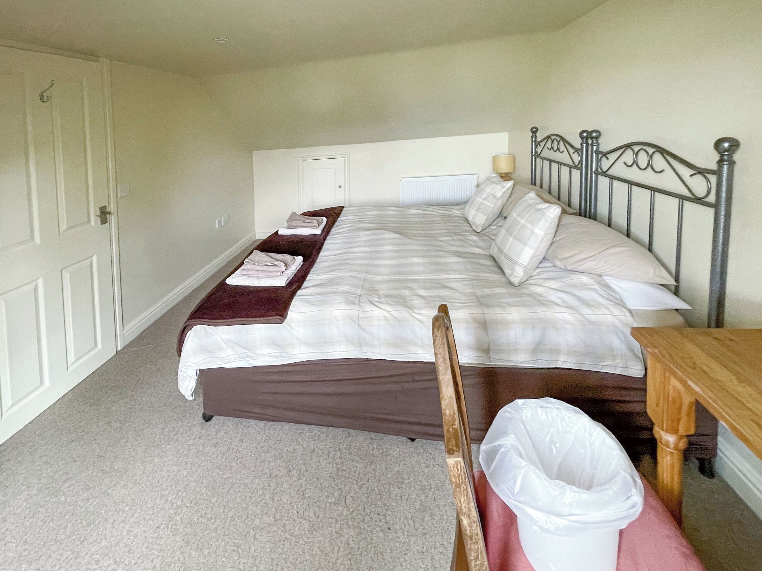 3 chambres, Wi-Fi gratuit, draps fournis