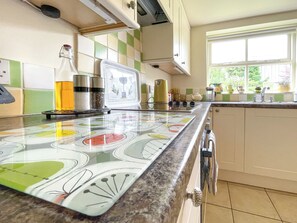 Lave-vaisselle, chaise haute