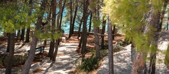 Lavica seaside apartments