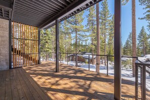 Panorama huis, 4 slaapkamers, uitzicht op bergen, uitzicht op gebergte | Terras