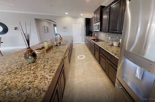 Affordable 3 bed 2 bath and a 4th office room on 3-acre lot close to Siesta Key