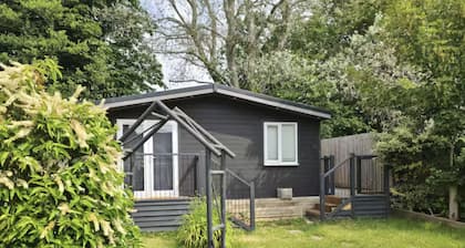 Cosy cabin in the beautiful West side of the Isle of Wight. Pet Friendly!