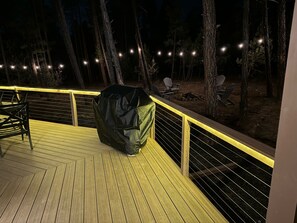 Terrace/patio - OASIS IN THE FOREST ON 1.25 ACRE BACKING TO NATIONAL FOREST WITH AC-PETS WELCOME (Show Low)
