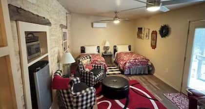 Casa Del Norte Downtown Brackettville
