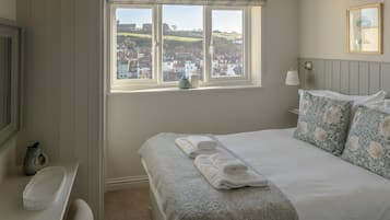 3 dormitorios, tabla de planchar con plancha, wifi gratis y ropa de cama